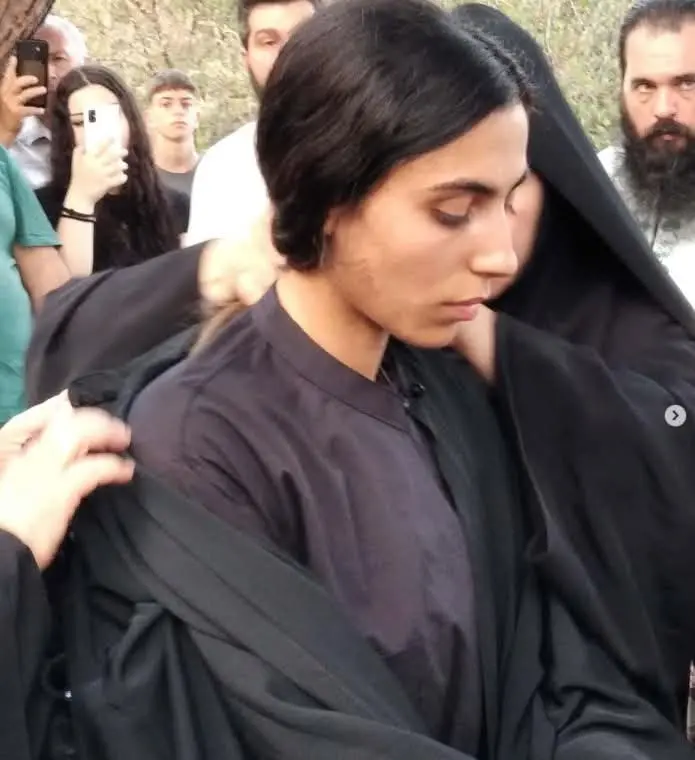 Η TikToker Helen Mazlou που έγινε «μοναχή Υπομονή» στις Σέρρες