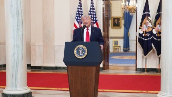 Ντ. Τραμπ: Το Ιράν θα υποστεί «εξαιρετικά σκληρά» χτυπήματα τις επόμενες δύο έως τρεις εβδομάδες