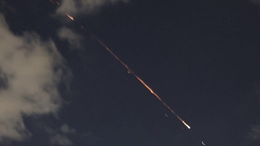 Το Ισραήλ «επιχειρεί» για να αναχαιτίσει πύραυλο που εκτοξεύτηκε από την Υεμένη